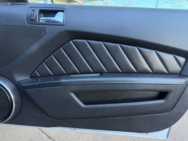 2014 Ford Mustang V6 Premium