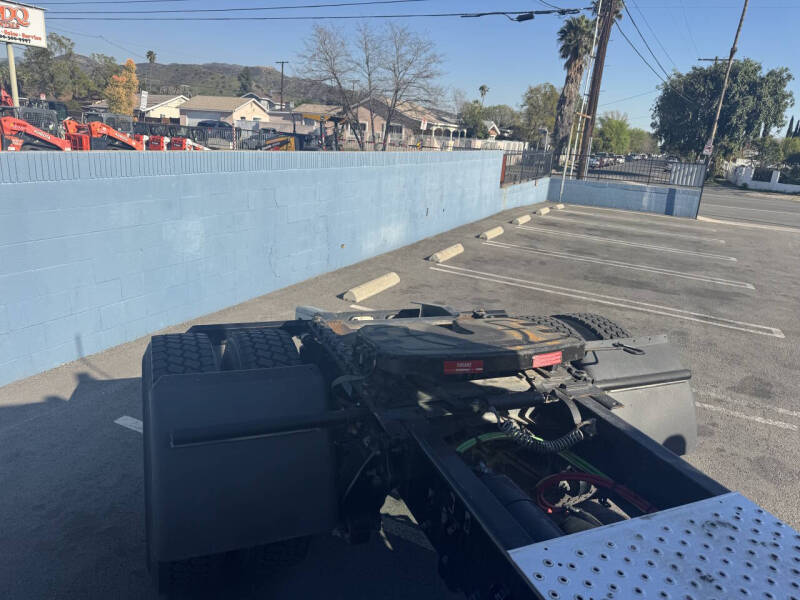 2020 Freightliner Cascadia