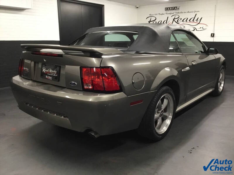 2001 Ford Mustang GT