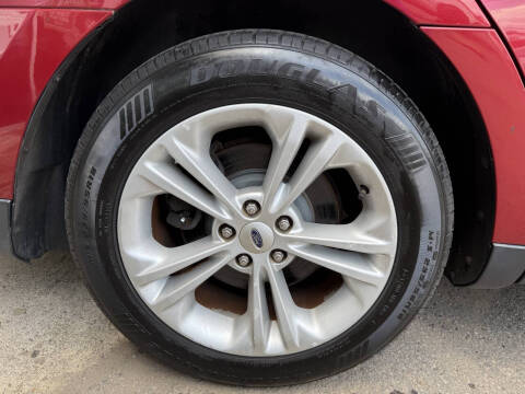 2015 Ford Taurus SEL