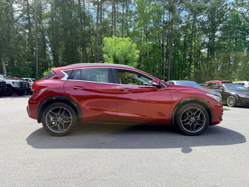 2017 Infiniti QX30 Premium