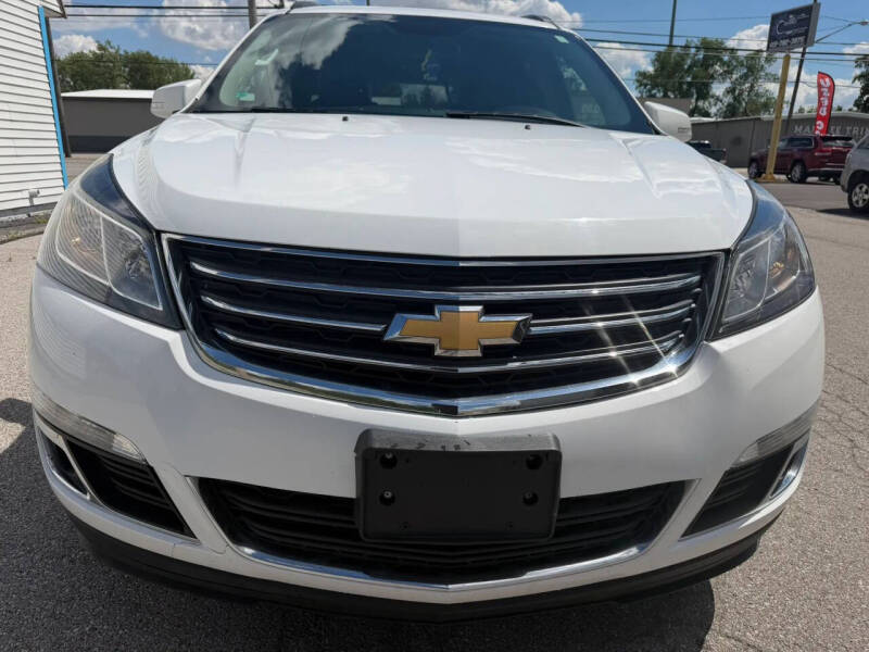 2017 Chevrolet Traverse LT