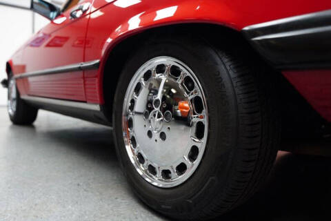 1986 Mercedes-Benz 560-Class 560 SL