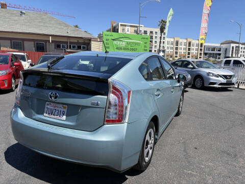 2014 Toyota Prius Three