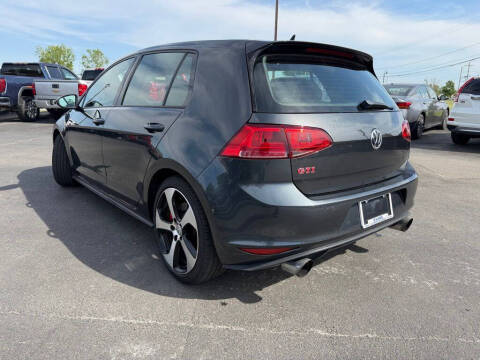 2017 Volkswagen Golf GTI SE