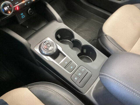 2021 Ford Escape Hybrid Titanium