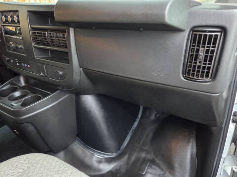 2021 Chevrolet Express 2500