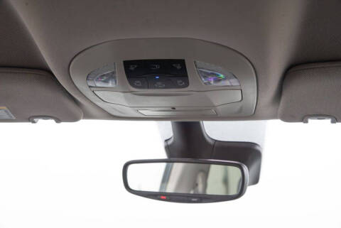 2024 Chrysler Pacifica Plug-In Hybrid Select