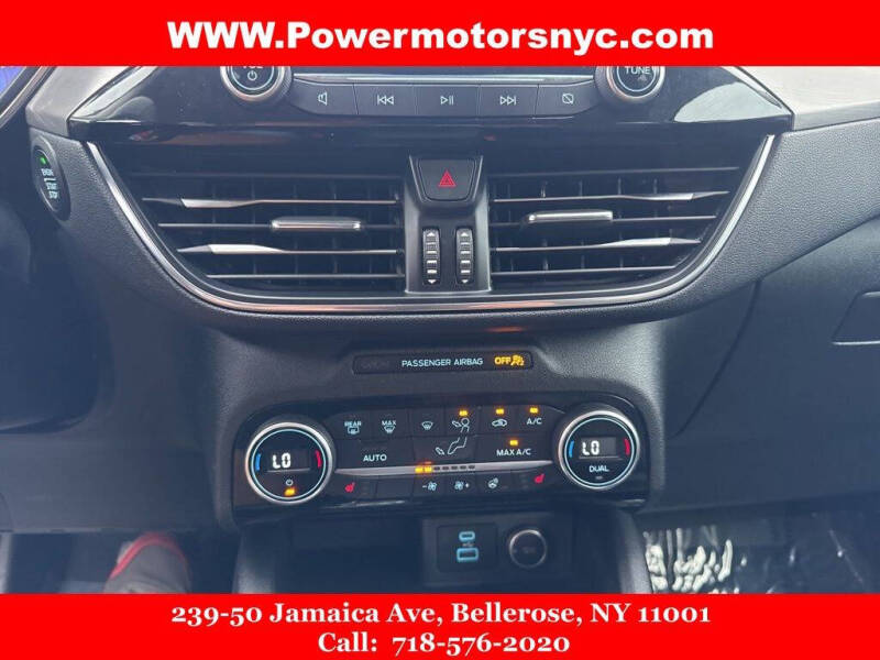 2021 Ford Escape Titanium