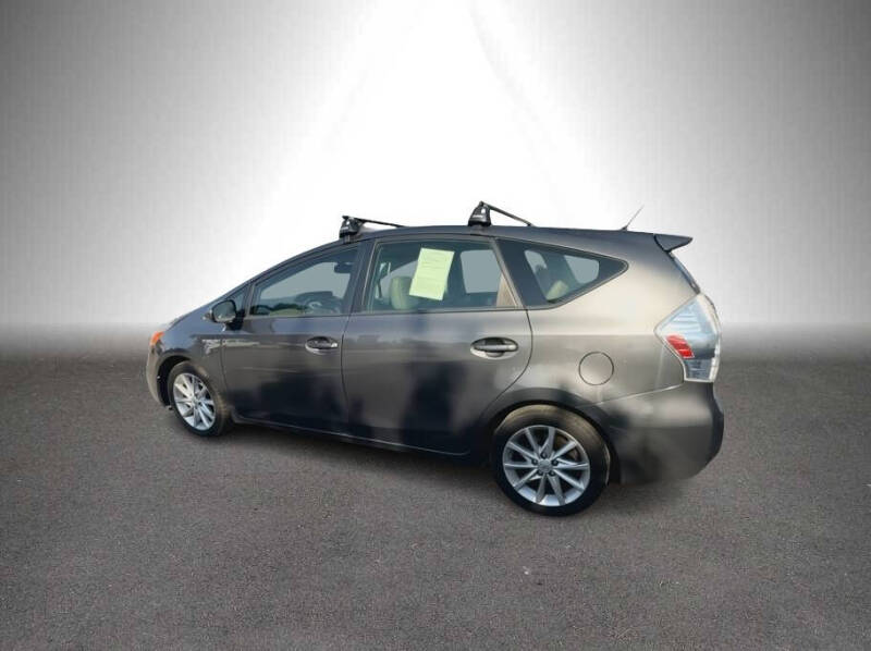 2014 Toyota Prius v