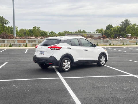 2019 Nissan Kicks S
