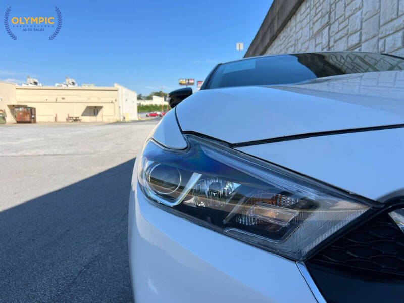 2016 Nissan Maxima