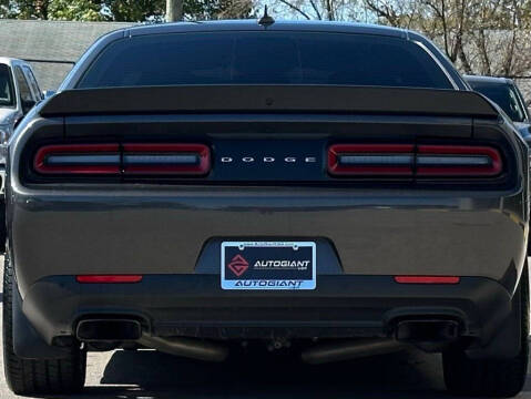 2016 Dodge Challenger SRT Hellcat