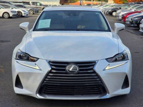 2017 Lexus IS 200t