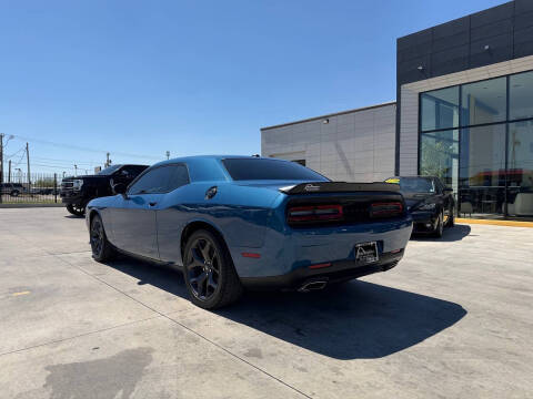 2020 Dodge Challenger SXT