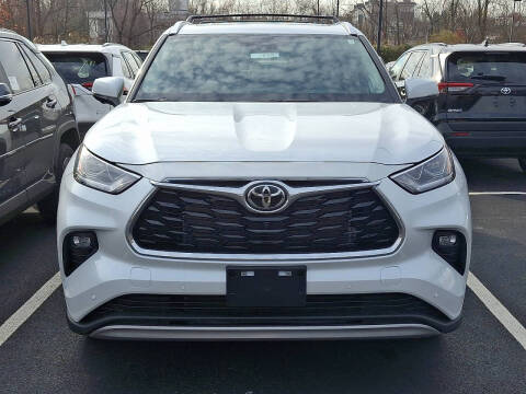 2026 Toyota Highlander Platinum