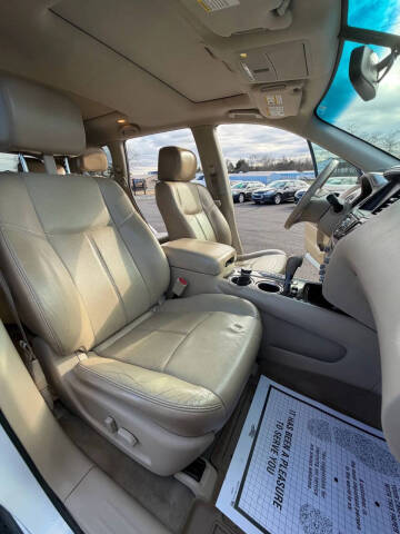 2014 Nissan Pathfinder Platinum