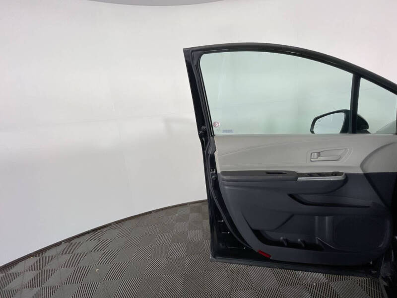 2023 Toyota Sienna LE 8-Passenger