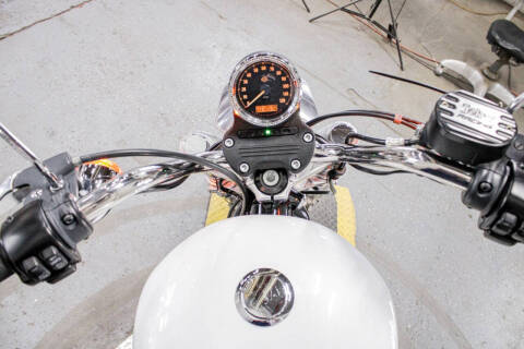 2015 Harley-Davidson Superlow