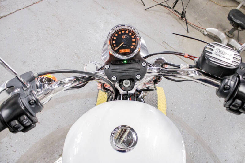 2015 Harley-Davidson Superlow