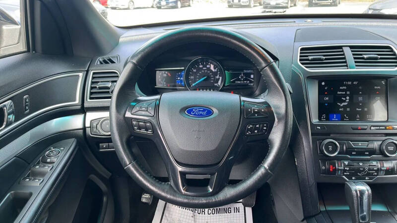 2017 Ford Explorer XLT