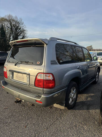 2005 Lexus LX 470