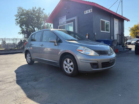 2009 Nissan Versa 1.8 SL