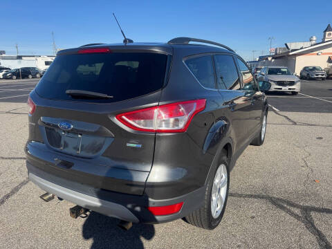 2016 Ford Escape SE