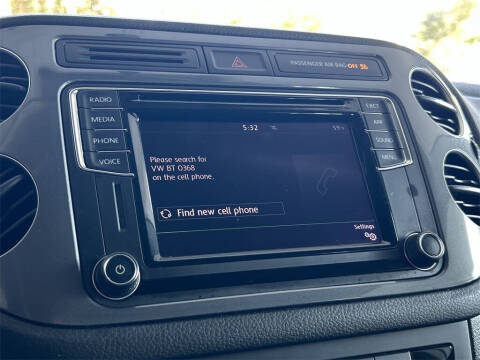 2018 Volkswagen Tiguan Limited 2.0T 4Motion