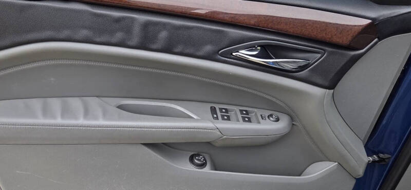 2010 Cadillac SRX Performance Collection