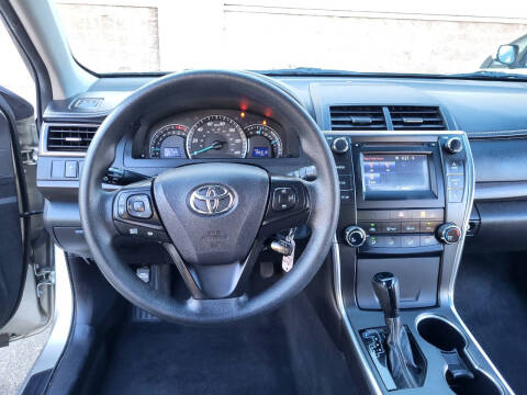 2015 Toyota Camry LE