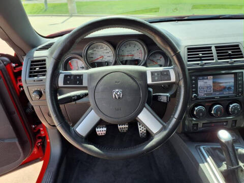2009 Dodge Challenger SRT8
