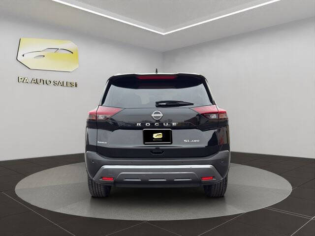 2023 Nissan Rogue SL