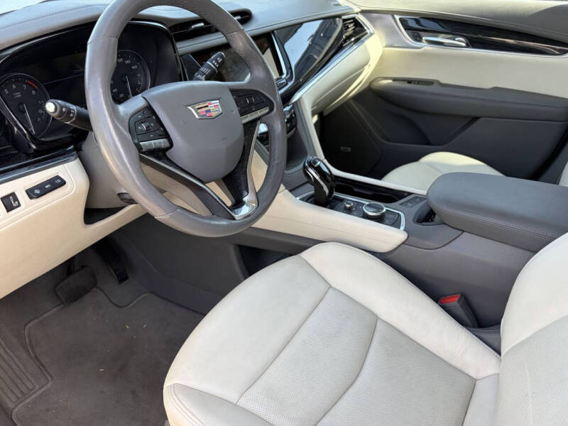 2023 Cadillac XT6 Premium Luxury