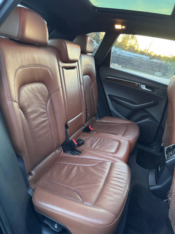 2012 Audi Q5 2.0T quattro Premium Plus