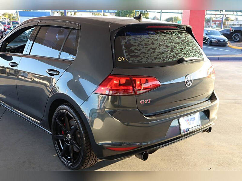 2017 Volkswagen Golf GTI Autobahn