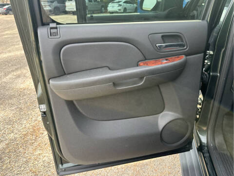 2013 Chevrolet Avalanche LT Black Diamond