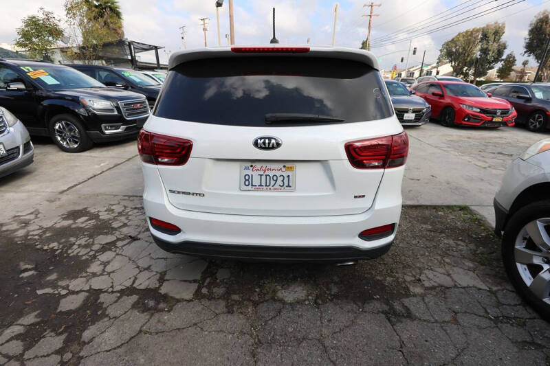 2019 Kia Sorento LX
