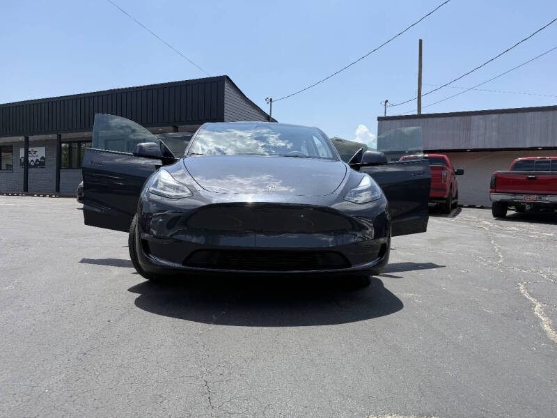 2024 Tesla Model Y Long Range