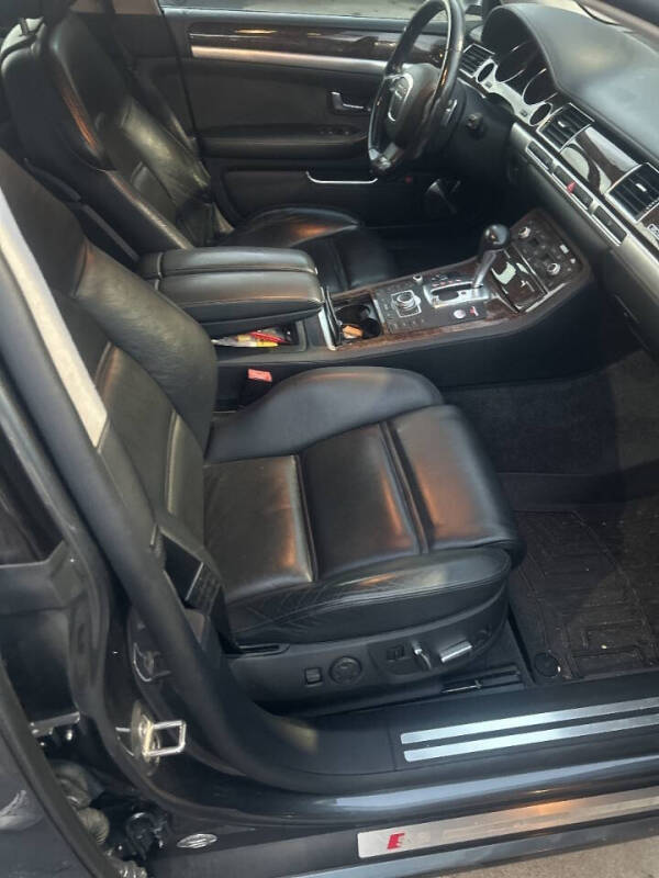 2008 Audi S8 quattro