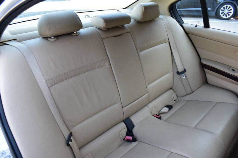 2011 BMW 3 Series 328i