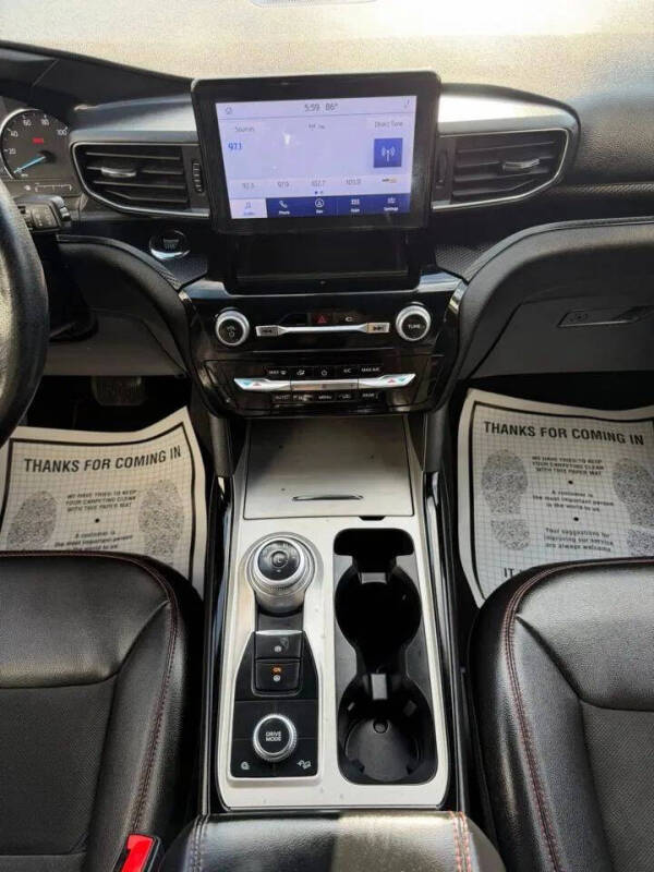 2023 Ford Explorer ST-Line