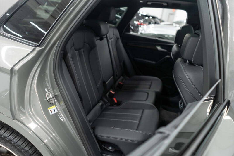 2024 Audi Q5 e quattro S line Prestg 55 TFSI