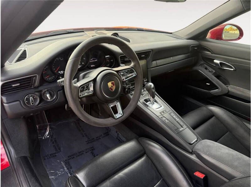 2017 Porsche 911 Carrera S