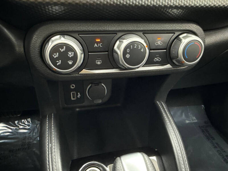 2018 Nissan Kicks S
