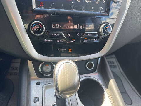2016 Nissan Murano SV