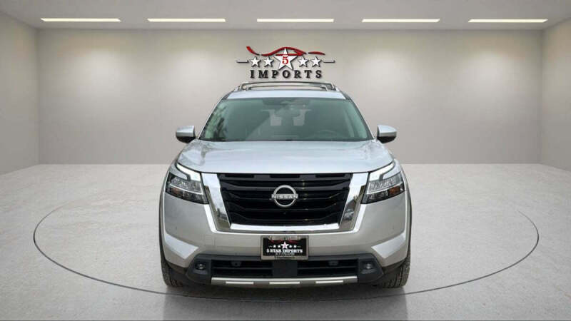 2022 Nissan Pathfinder Platinum