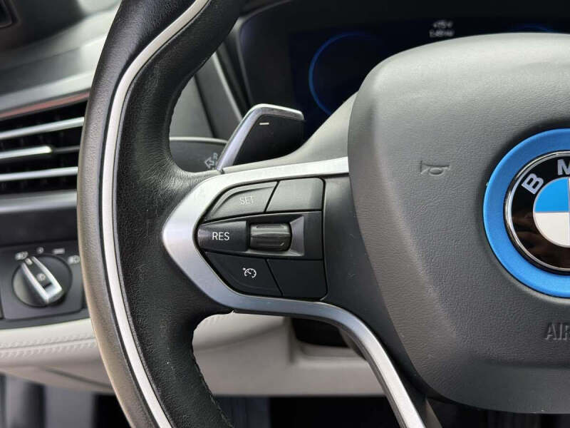 2015 BMW i8