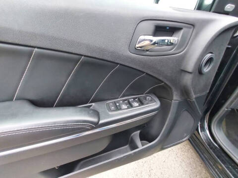 2014 Dodge Charger R/T Plus