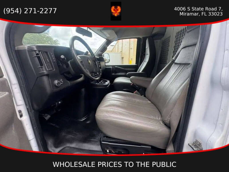 2022 Chevrolet Express 2500